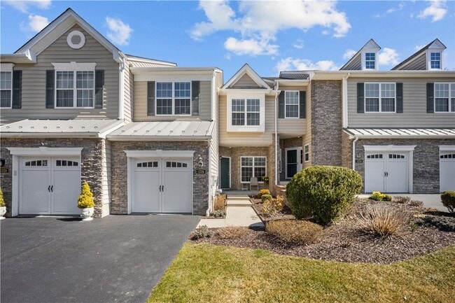 property at 1226 Hustis Dr
