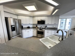 820 Del Rio Way in Merritt Island, FL - Building Photo - Building Photo