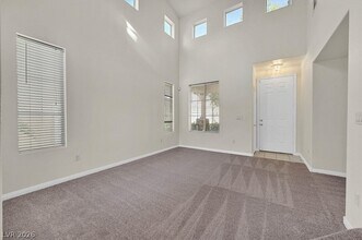 7565 Grassy Bank St in Las Vegas, NV - Building Photo - Building Photo