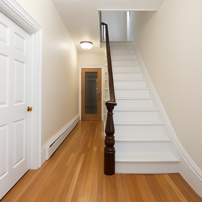 223 Main St, Unit 1