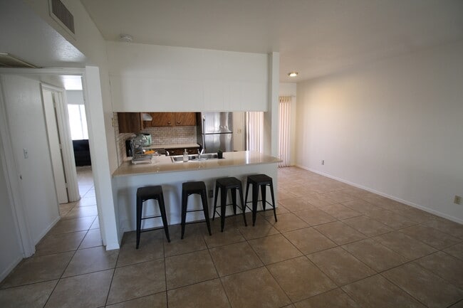 8838 E Arbor St in Tucson, AZ - Foto de edificio - Building Photo