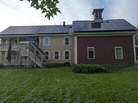280 Lake St, Unit 2 in Bristol, NH - Building Photo