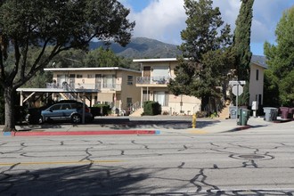 2806 Piedmont Ave in La Crescenta, CA - Building Photo - Building Photo