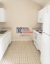 925 Roper St in Pocatello, ID - Building Photo - Building Photo