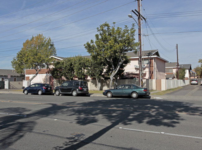 8661-8665 Trask Ave in Garden Grove, CA - Building Photo - Building Photo