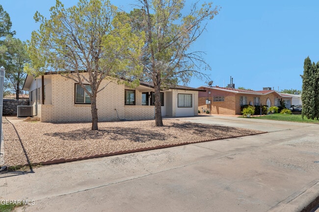 property at 228 Caribe Cir