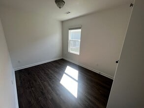 312 Alex Jordan Dr in Duenweg, MO - Building Photo - Building Photo