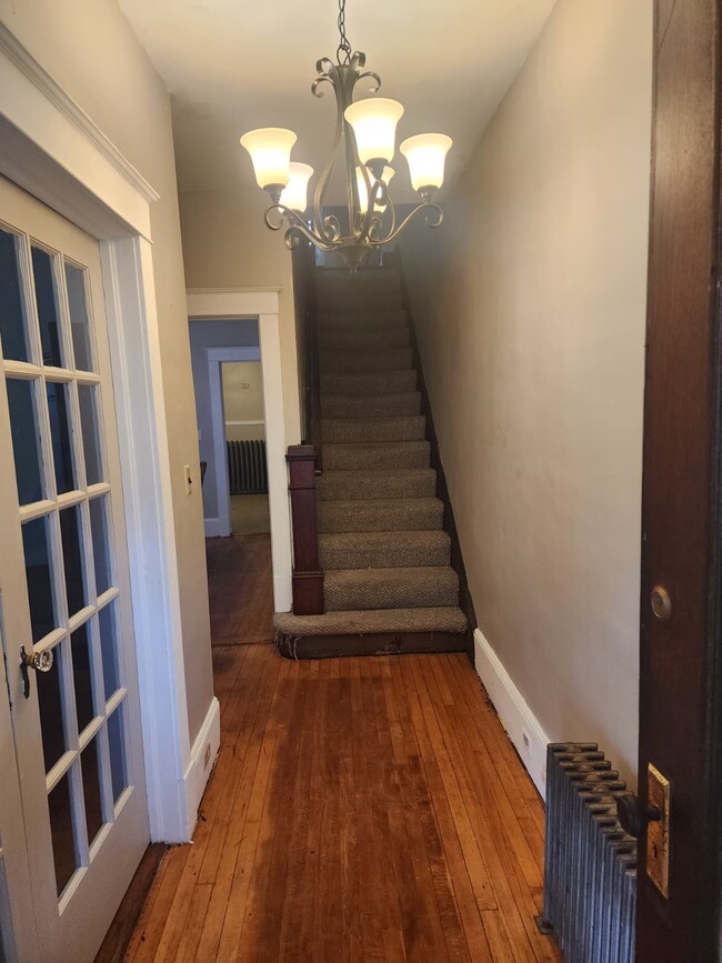 18 Bay State Rd in Pittsfield, MA - Building Photo - Building Photo
