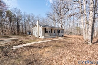 2556 Dogtown Rd in Goochland, VA - Building Photo - Building Photo