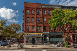 154 Patchen Ave in Brooklyn, NY - Building Photo - Building Photo