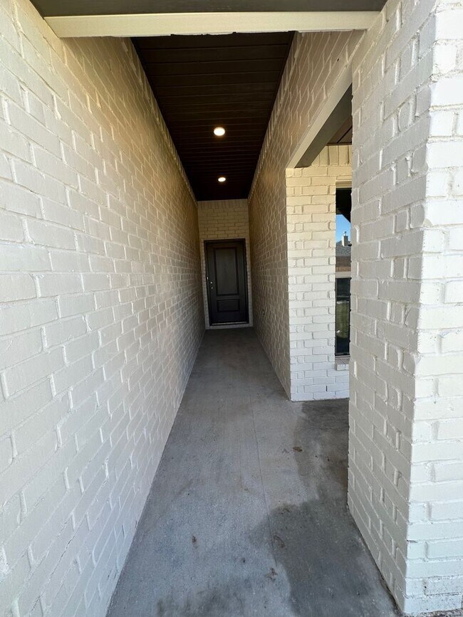 1805 Moon River Rd in Amarillo, TX - Building Photo - Building Photo
