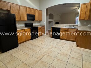 2191 W Goldmine Mountain Dr in San Tan Valley, AZ - Building Photo - Building Photo