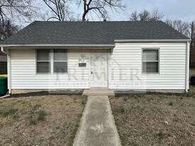 4818 Woodend Ave in Kansas City, KS - Building Photo