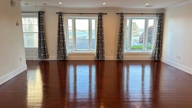 300 Bellevue Rd in Quincy, MA - Building Photo - Building Photo