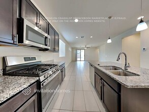 5709 W Atlantis Ave in Phoenix, AZ - Foto de edificio - Building Photo