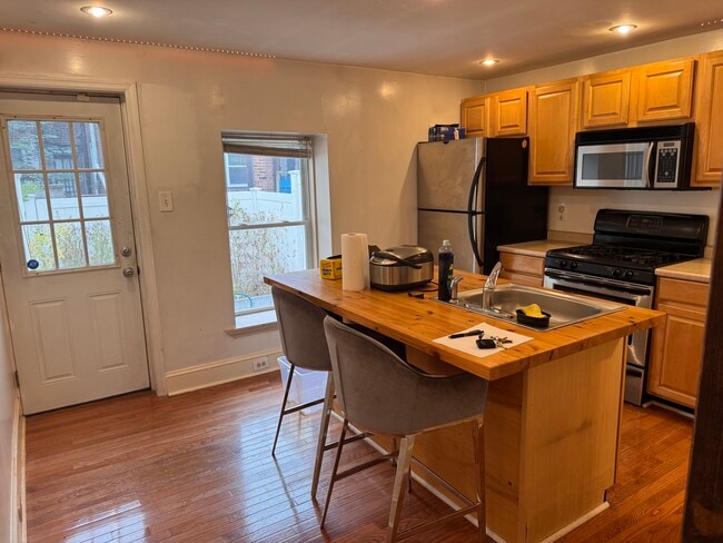 property at 2516 Webster St