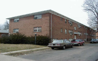 426-428 Westminster Ave Apartments