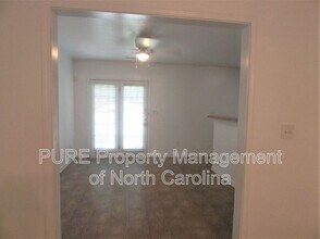 5408 Henderson Oaks Dr in Charlotte, NC - Building Photo - Building Photo