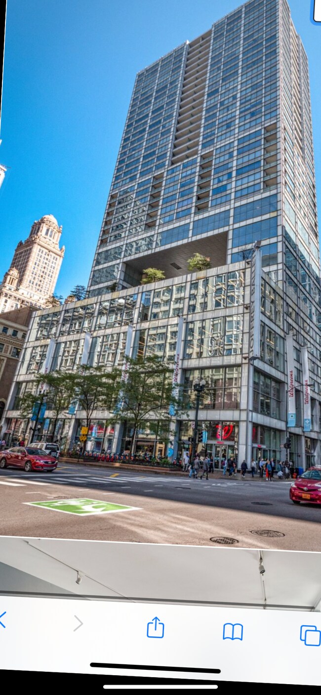 property at 8 E Randolph