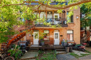 530 Fortune Rue in Montréal, QC - Building Photo