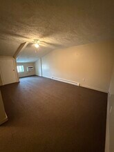 690 W Judson St in Carbon Hill, IL - Building Photo - Building Photo