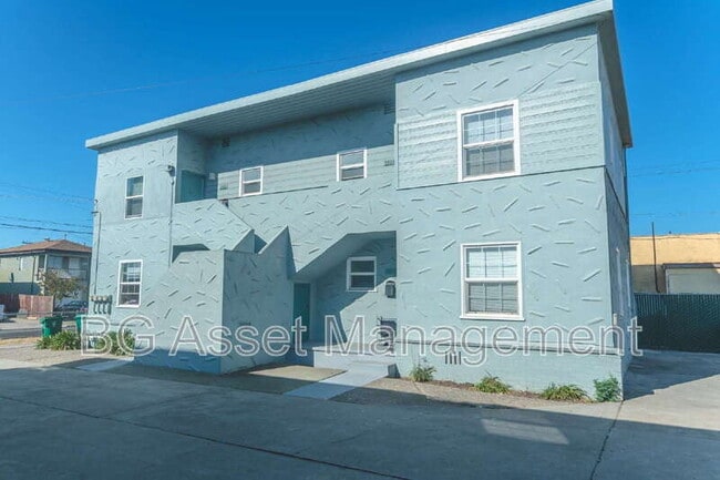 property at 1321 Dunn Ave