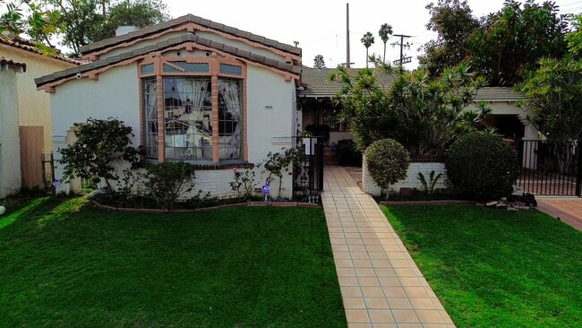 property at 4191 Angeles Vista Blvd