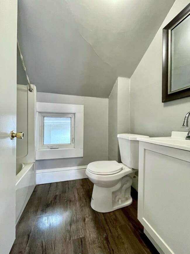 24 16th Ave N in St. Cloud, MN - Building Photo - Building Photo