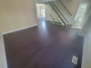 5134 Mullen Rd in Edmonton, AB - Building Photo - Building Photo
