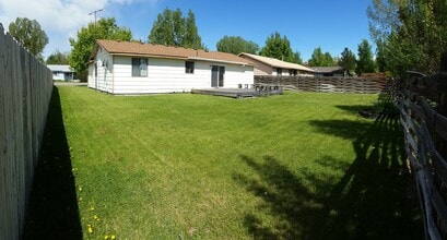 421 Summit Dr in Riverton, WY - Building Photo - Building Photo