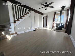3696 Chilligo Rd in Breslau, ON - Building Photo - Building Photo