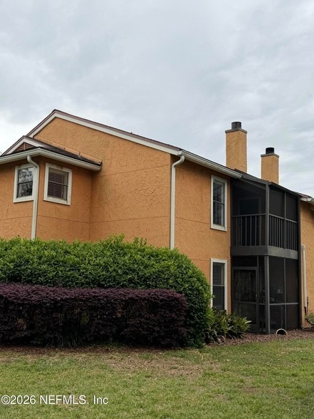 property at 935 Seashell Ln