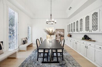 6260 Emeraldwood Pl in Dallas, TX - Building Photo - Building Photo