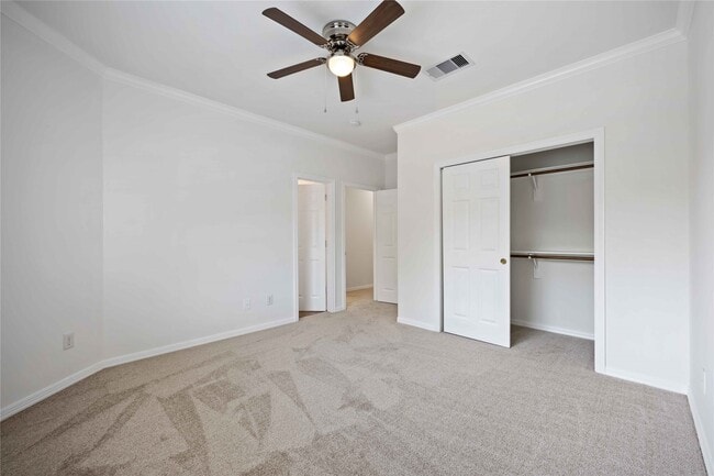 2827 Briarhurst Park