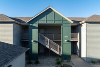 Bancroft Place Apartments in Sioux Falls, SD - Foto de edificio - Building Photo