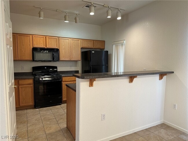 6316 Desert Leaf St in North Las Vegas, NV - Building Photo - Building Photo