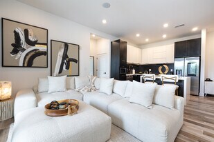 Mckenzie in Clayton, MO - Building Photo