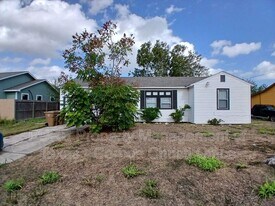 3432 Olsen Dr in Corpus Christi, TX - Building Photo