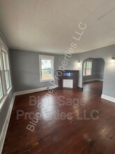 921 Langley St in Marcus Hook, PA - Building Photo - Building Photo