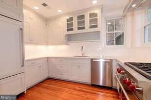 3252 N St NW in Washington, DC - Building Photo