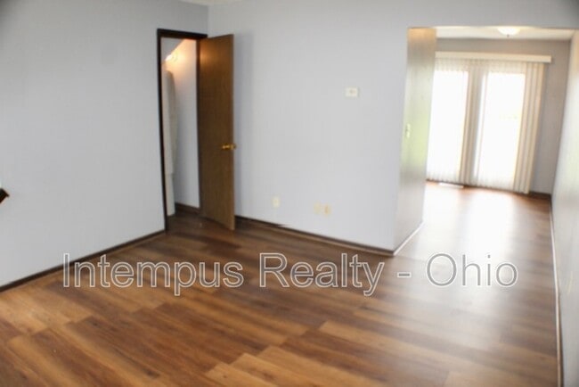 716 W Light St in Urbana, OH - Building Photo - Building Photo