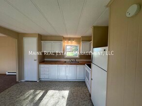 329 Corinth Rd in Hudson, ME - Building Photo - Building Photo