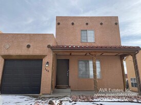 246 W Coral Dr in Pueblo West, CO - Building Photo