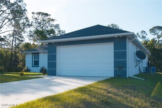 1503 W 17th St in Lehigh Acres, FL - Building Photo - Building Photo