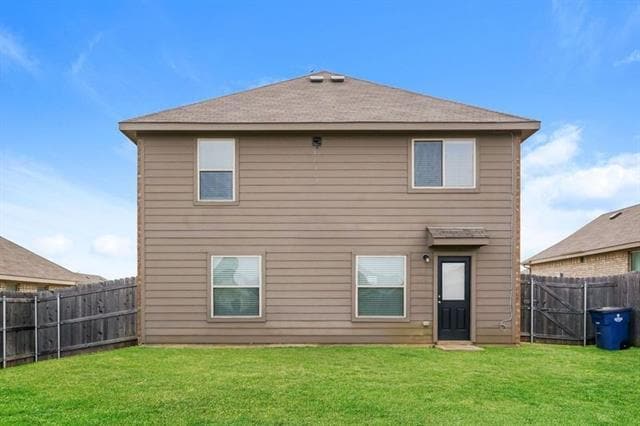 1708 Oriole St in Ennis, TX - Building Photo - Building Photo