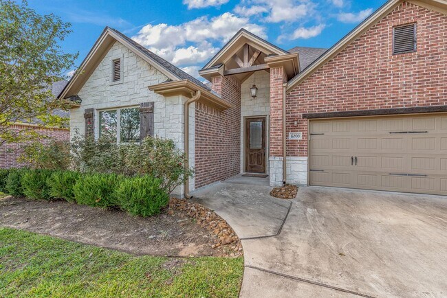 Available August 2026! Beautiful home in the Carters Crossing subdivision! in College Station, TX - Building Photo - Building Photo