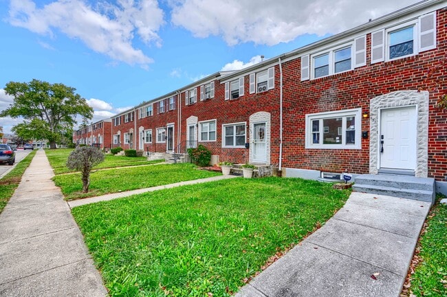 631 Charraway Rd in Baltimore, MD - Building Photo - Building Photo