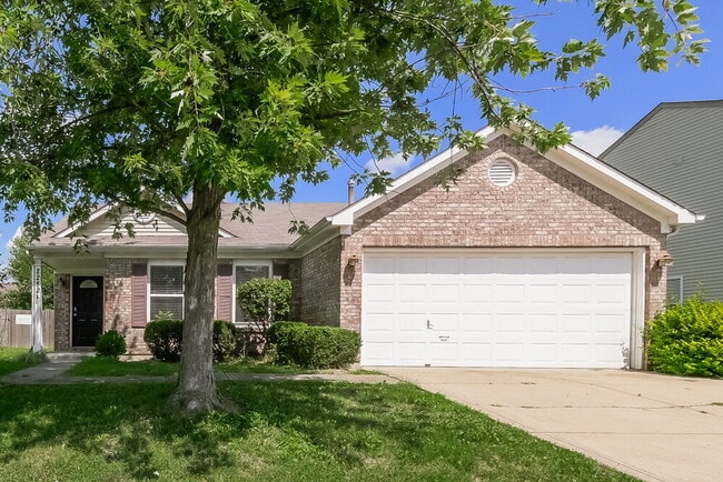 property at 2282 Shadowbrook Dr