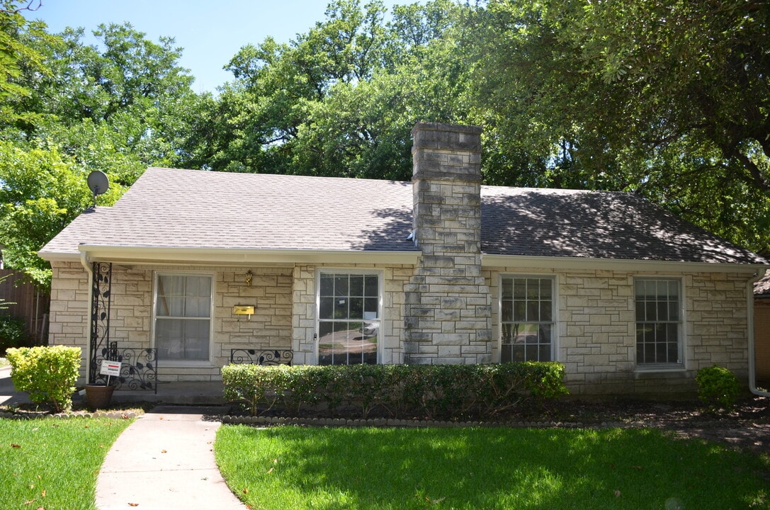 3425 Westcliff Rd S in Fort Worth, TX - Foto de edificio