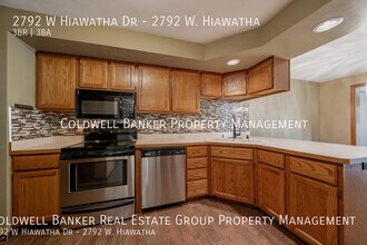 2792 W Hiawatha Dr in Appleton, WI - Building Photo - Building Photo